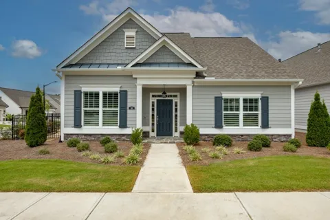 301 Bradford Walk