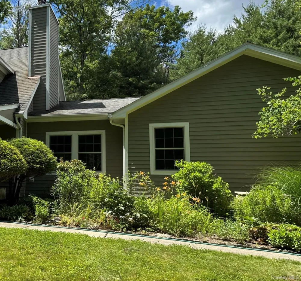 99 Van Tine Road Kerhonkson, NY 12446