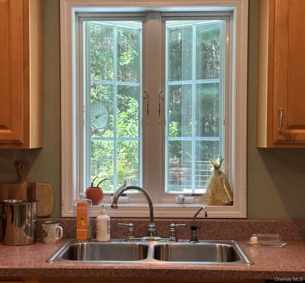 99 Van Tine Road Kerhonkson, NY 12446