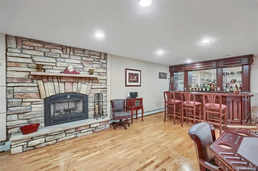 5 Dunderberg Road Tomkins Cove, NY 10986