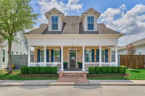 7 Bowers Pine Court