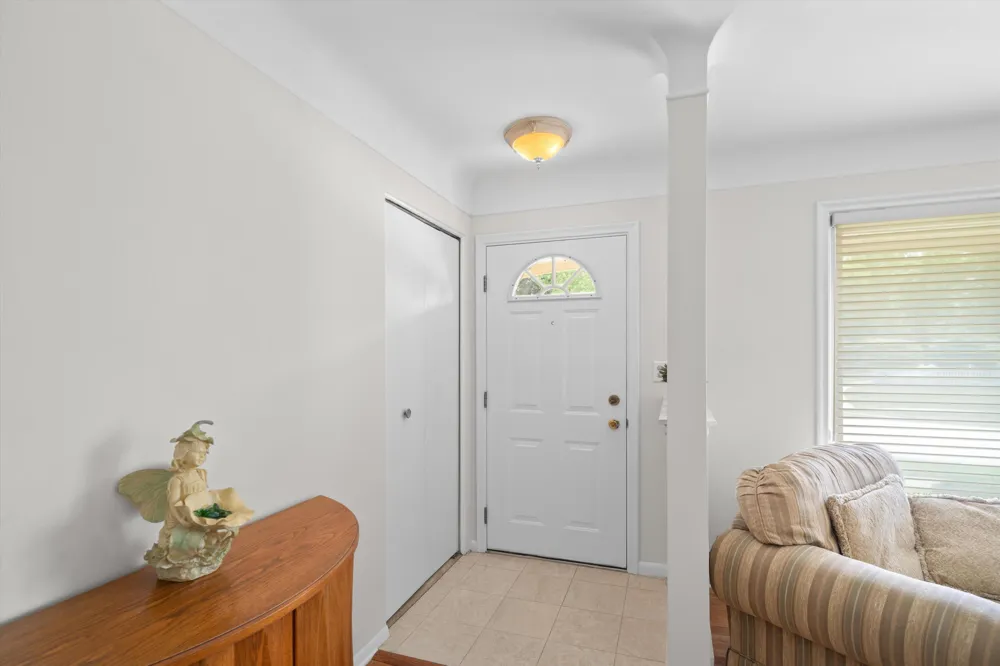 30906 Roycroft Street Livonia, MI 48154
