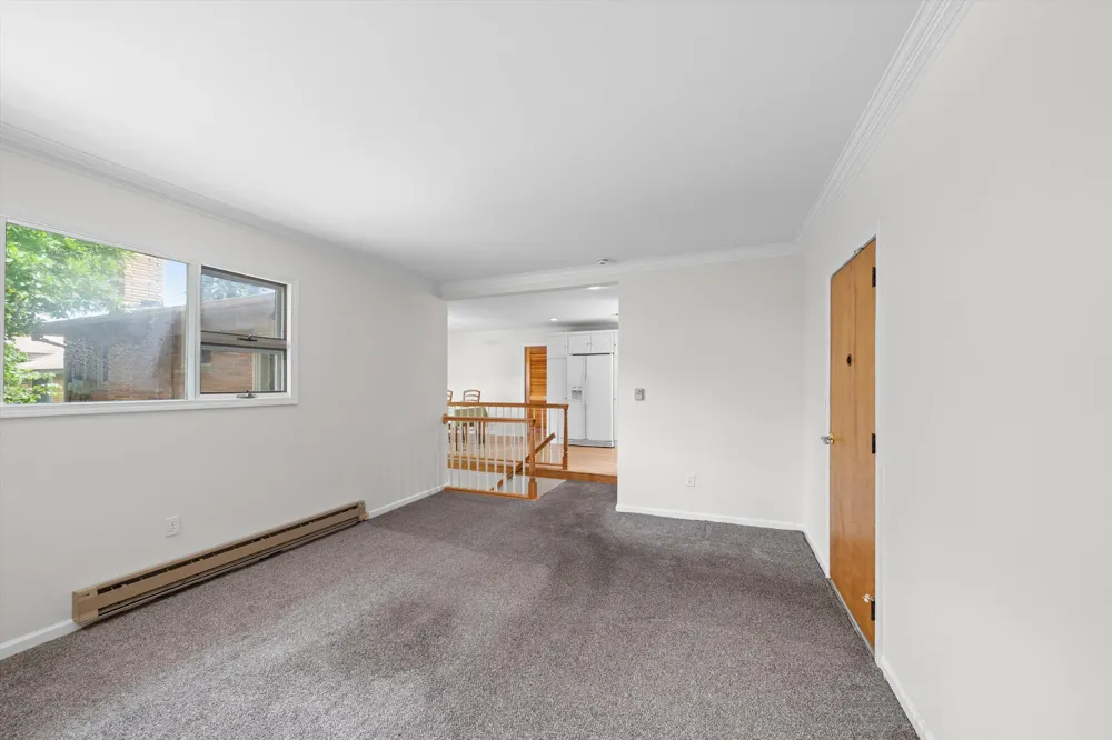 30906 Roycroft Street Livonia, MI 48154