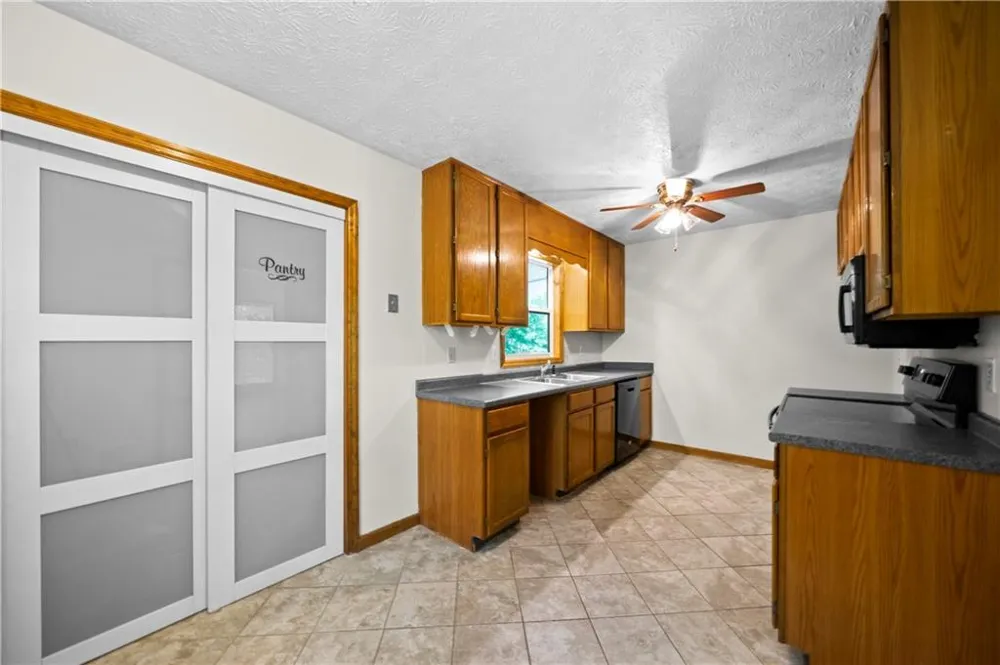 5405 Iris Drive SW Mableton, GA 30126