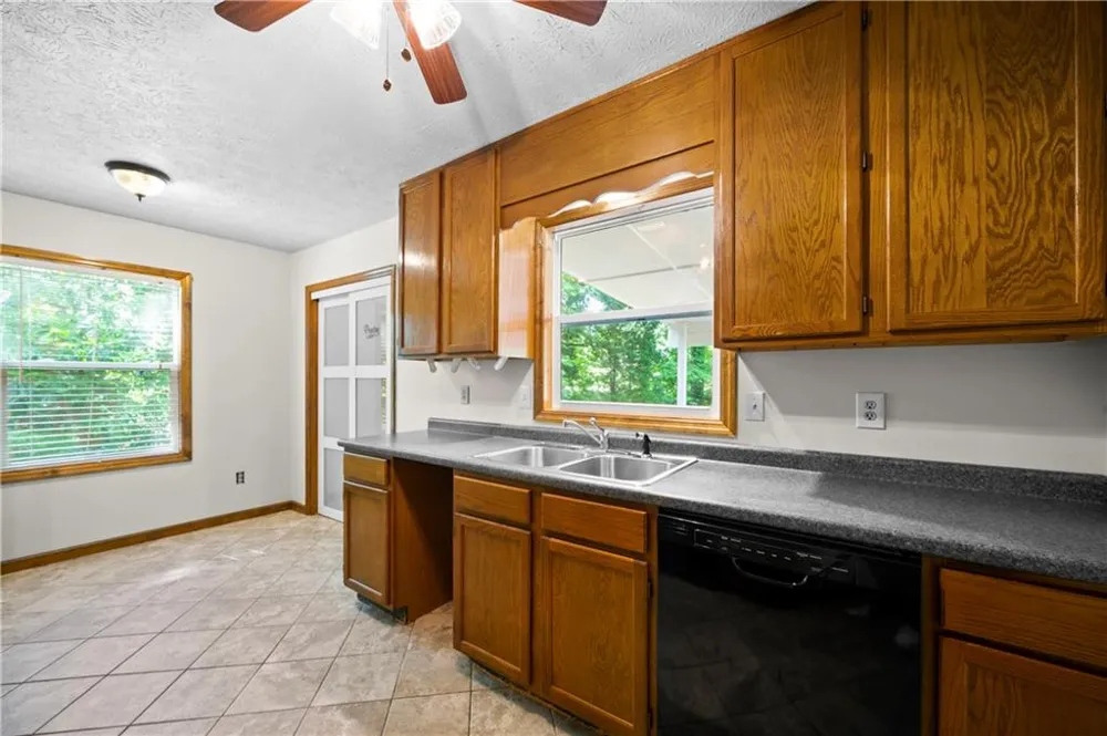 5405 Iris Drive SW Mableton, GA 30126
