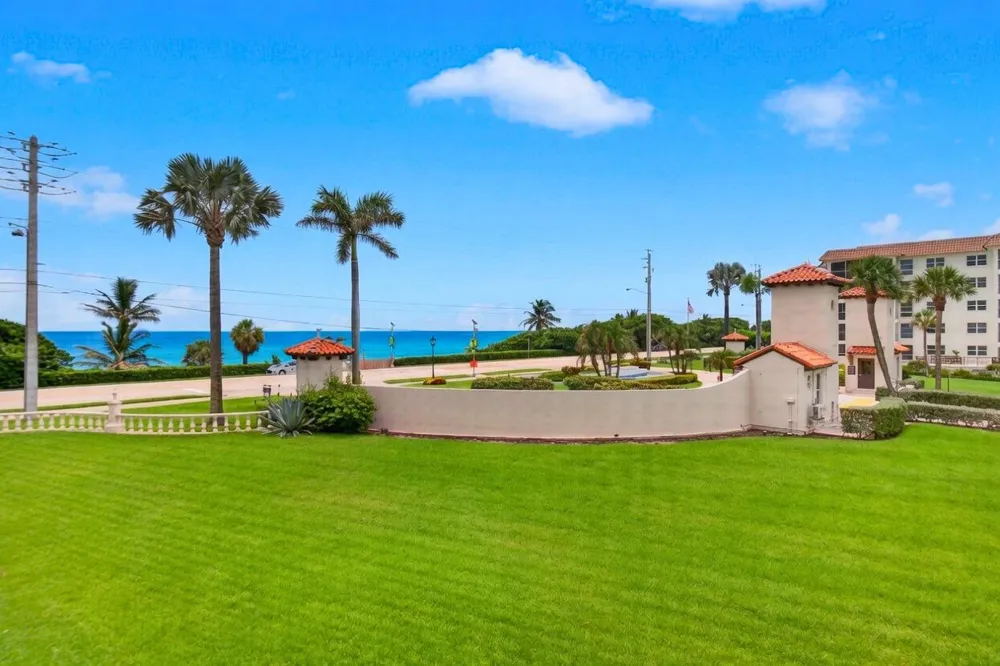 2871 OCEAN BOULEVARD #C205 Boca Raton, FL 33431