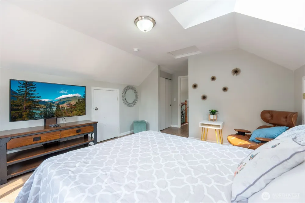 9320 220th Street SW Edmonds, WA 98020