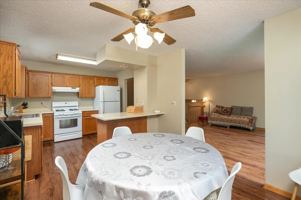 619 Chalet Drive NW Rochester, MN 55901