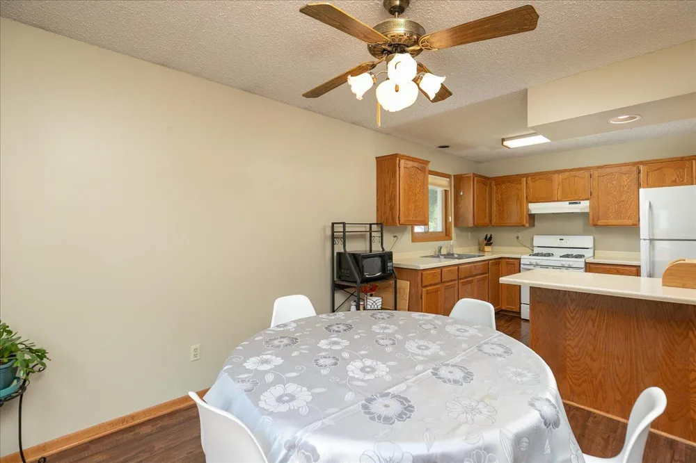 619 Chalet Drive NW Rochester, MN 55901