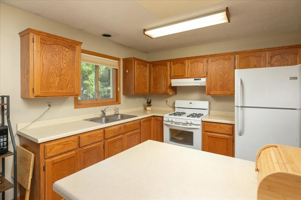 619 Chalet Drive NW Rochester, MN 55901