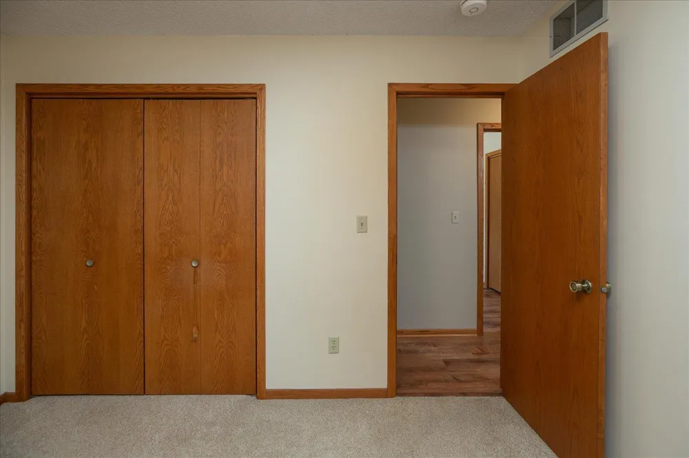 619 Chalet Drive NW Rochester, MN 55901