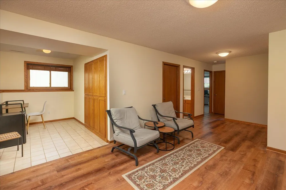 619 Chalet Drive NW Rochester, MN 55901