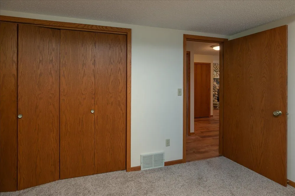 619 Chalet Drive NW Rochester, MN 55901