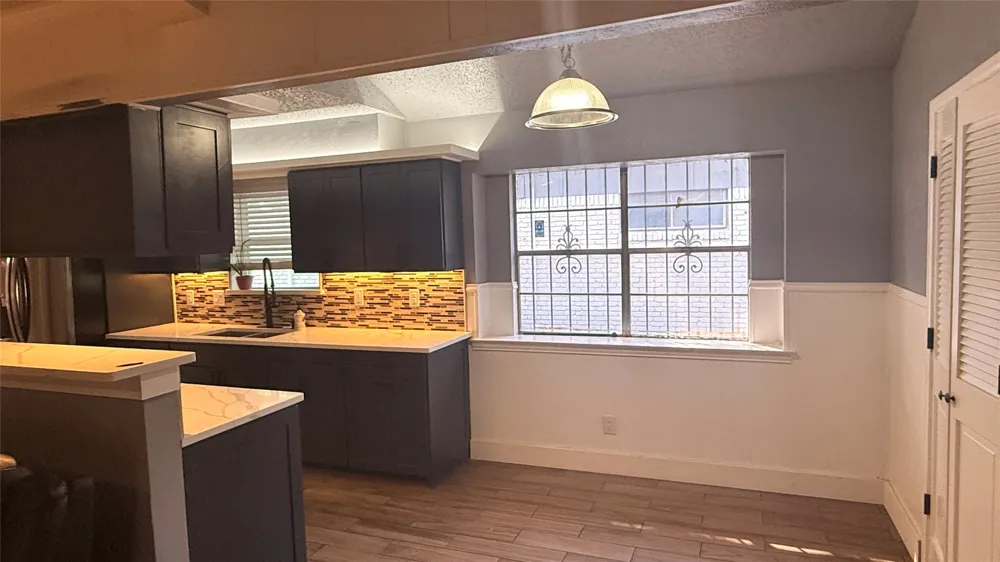 1917 Shady Glen Lane Dallas, TX 75232