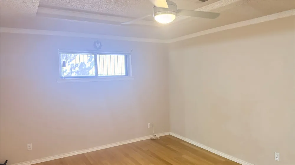 1917 Shady Glen Lane Dallas, TX 75232