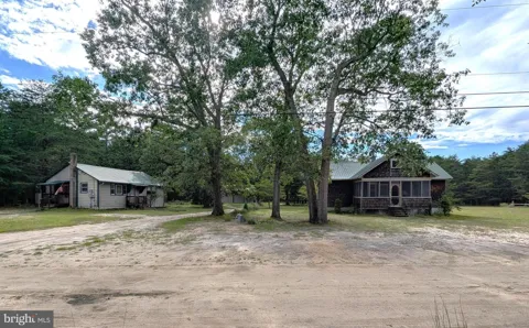 7 BEEBE LANE
