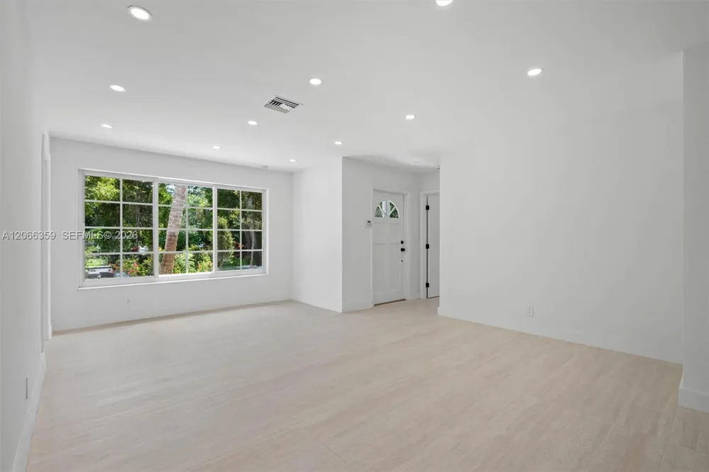 11770 Griffing Blvd #0 Biscayne Park, FL 33161