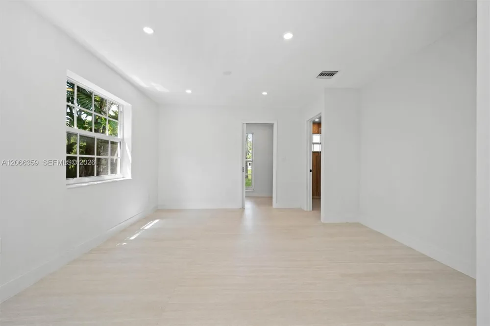 11770 Griffing Blvd #0 Biscayne Park, FL 33161