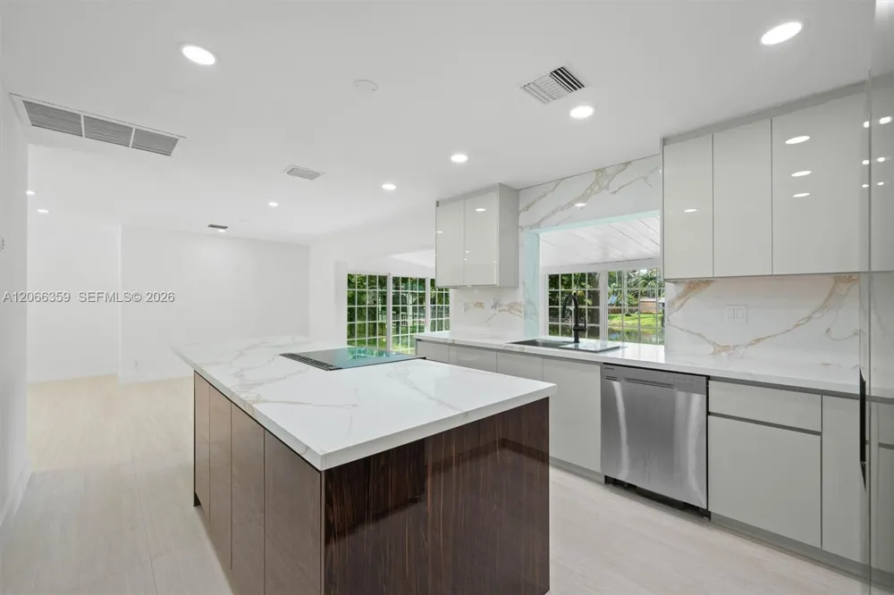 11770 Griffing Blvd #0 Biscayne Park, FL 33161