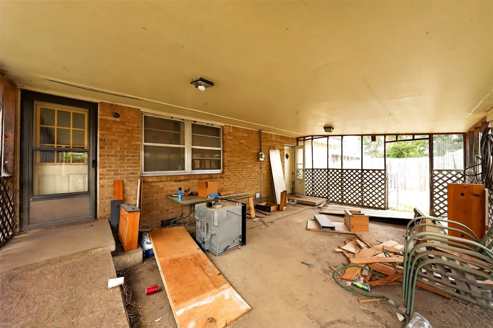 202 Bradley Place Bartlesville, OK 74006