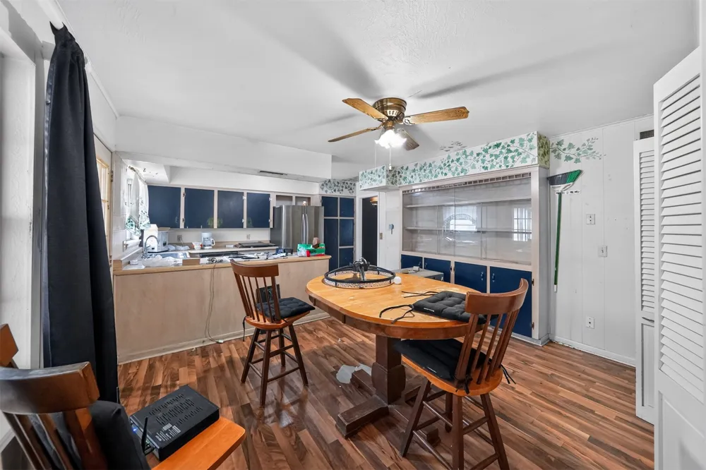 202 Bradley Place Bartlesville, OK 74006