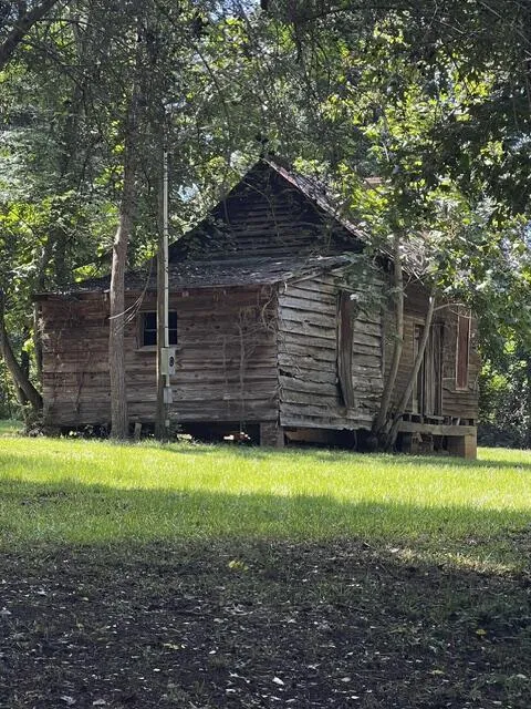224 Covey Road Sw Milledgeville, GA 31061