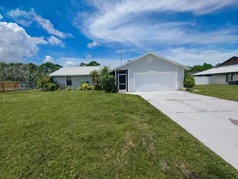 5601 Paleo Pines Cir