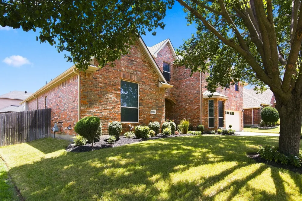 1406 Lennox Way Mansfield, TX 76063