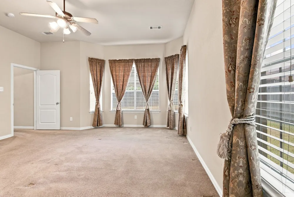 1406 Lennox Way Mansfield, TX 76063