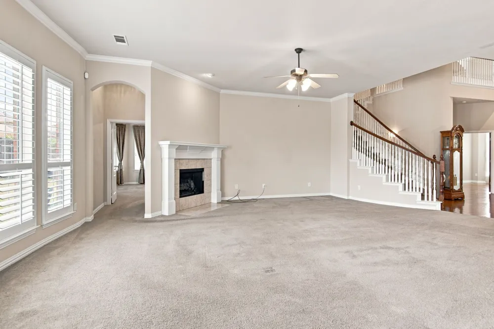 1406 Lennox Way Mansfield, TX 76063
