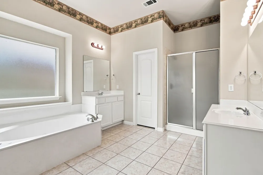 1406 Lennox Way Mansfield, TX 76063