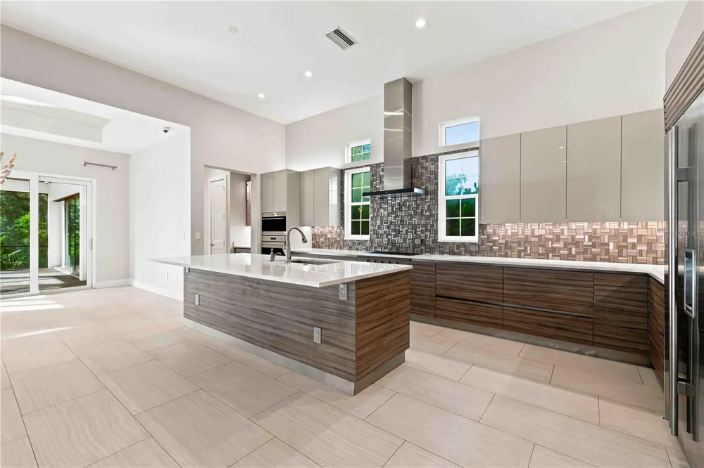 21724 DEER POINTE CROSSING Bradenton, FL 34202