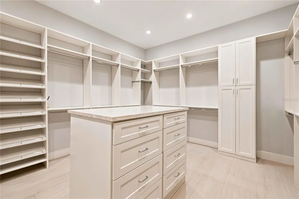 21724 DEER POINTE CROSSING Bradenton, FL 34202
