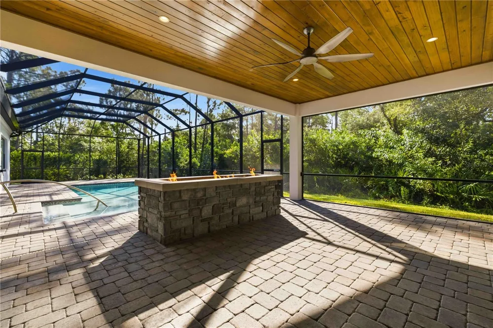21724 DEER POINTE CROSSING Bradenton, FL 34202