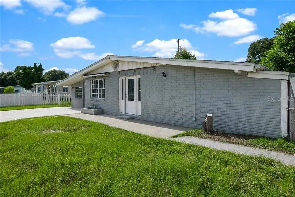 2256 SMATHER CIRCLE S Melbourne, FL 32935