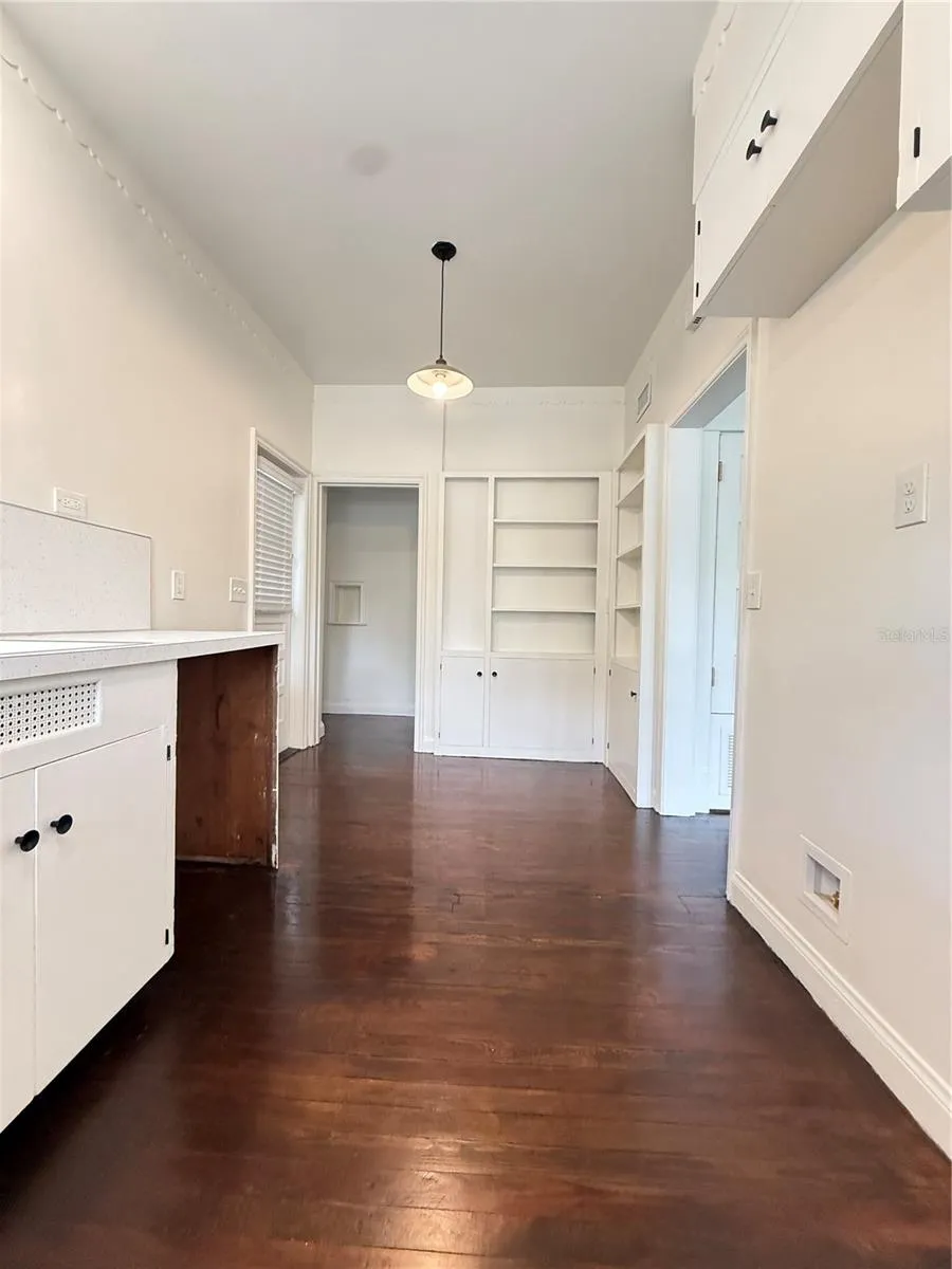 1903 CURRY FORD ROAD Orlando, FL 32806