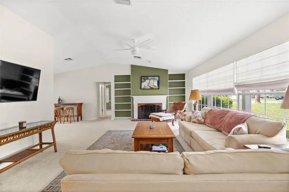 109 CARDINAL LANE Eustis, FL 32726