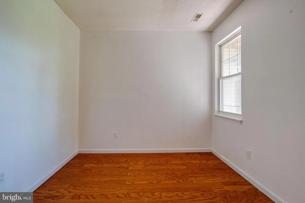 7205 BOGLEY ROAD #202 Baltimore, MD 21244