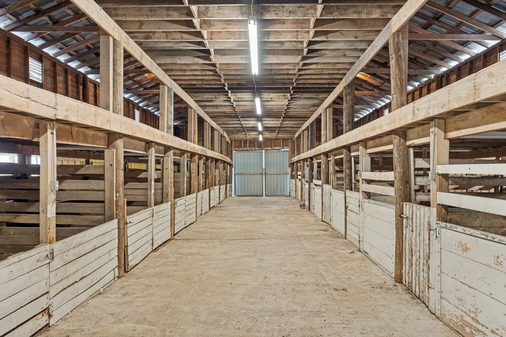 4104 VZ County Rd 3501 Wills Point, TX 75169