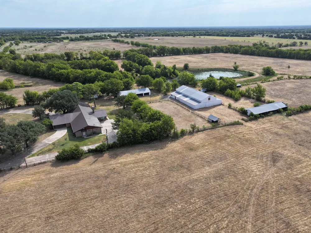 4104 VZ County Rd 3501 Wills Point, TX 75169