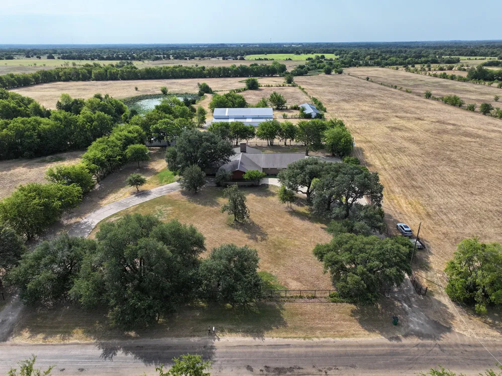4104 VZ County Rd 3501 Wills Point, TX 75169