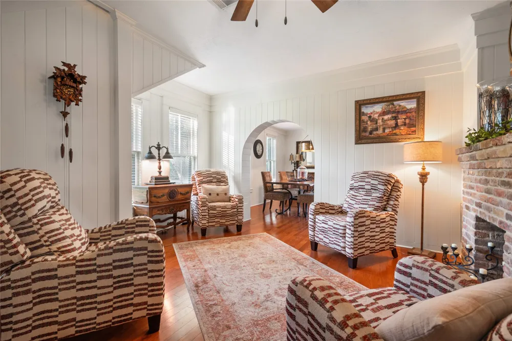 415 Avenue I Clifton, TX 76634