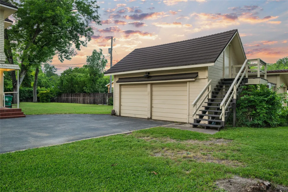 415 Avenue I Clifton, TX 76634