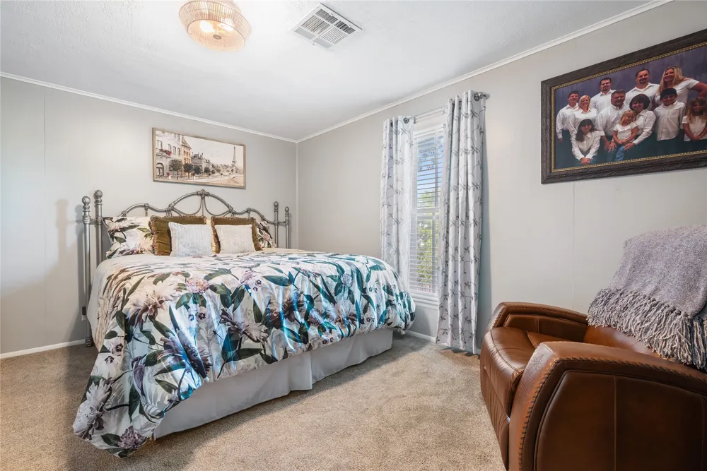 415 Avenue I Clifton, TX 76634