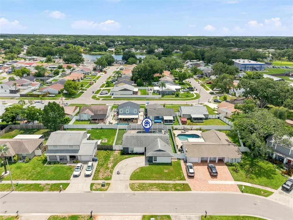 12511 CARDIFF DRIVE Tampa, FL 33625