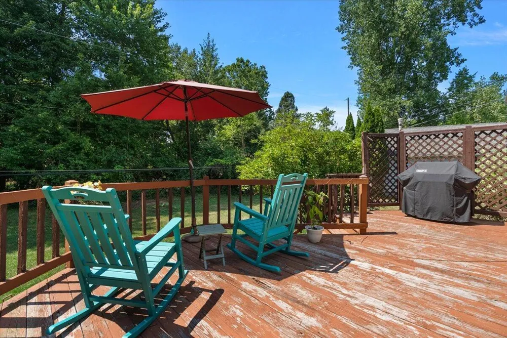 48521 9 Mile Road Northville, MI 48167