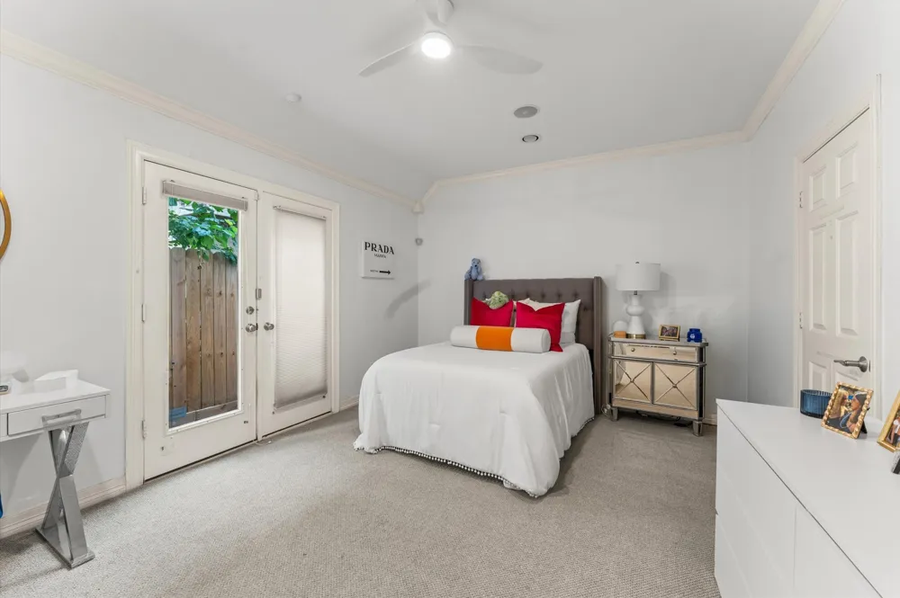 5327 Nolda Street #B Houston, TX 77007