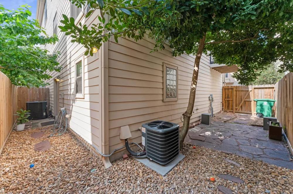 5327 Nolda Street #B Houston, TX 77007