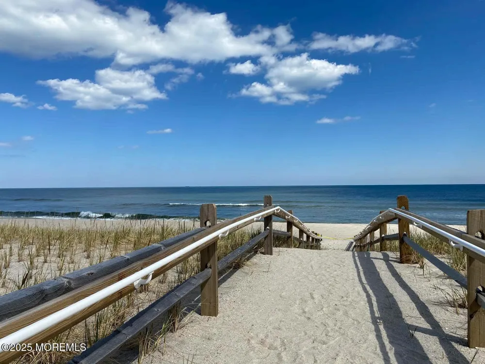 438 Highway 35 #1301 Mantoloking, NJ 08738
