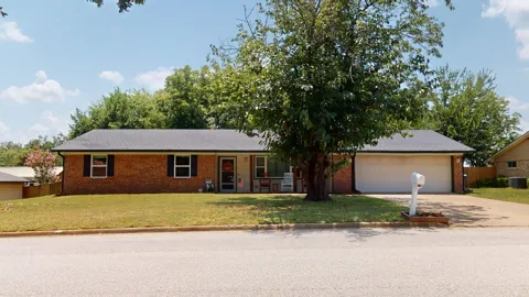 3308 Bogota Street